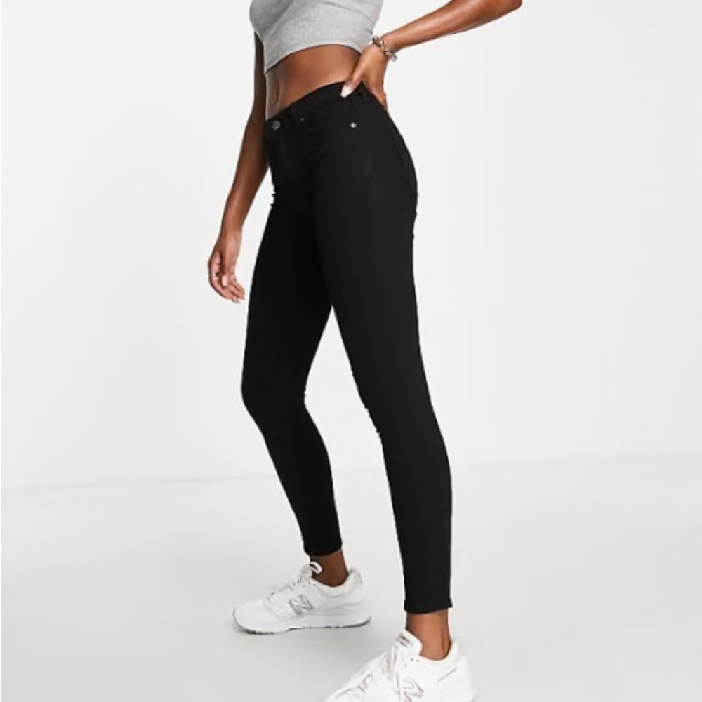 Topshop Leigh jeans in black